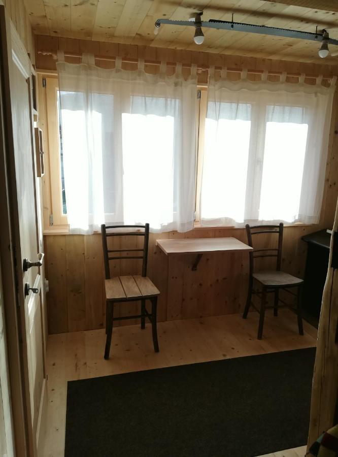 Gostel Koprivnik Pri Kocevju, Kocevski Rog 外观 照片