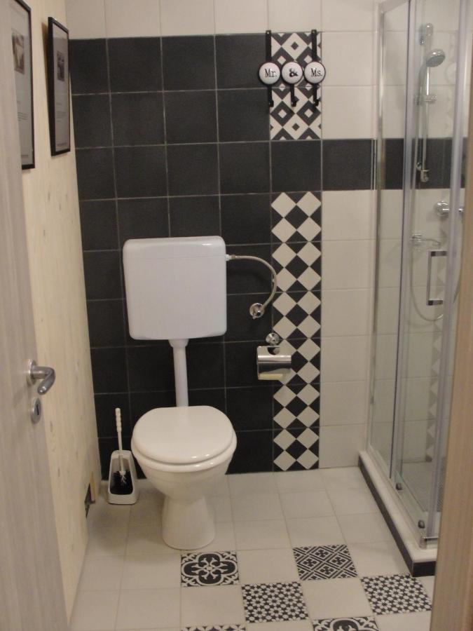 Gostel Koprivnik Pri Kocevju, Kocevski Rog 外观 照片