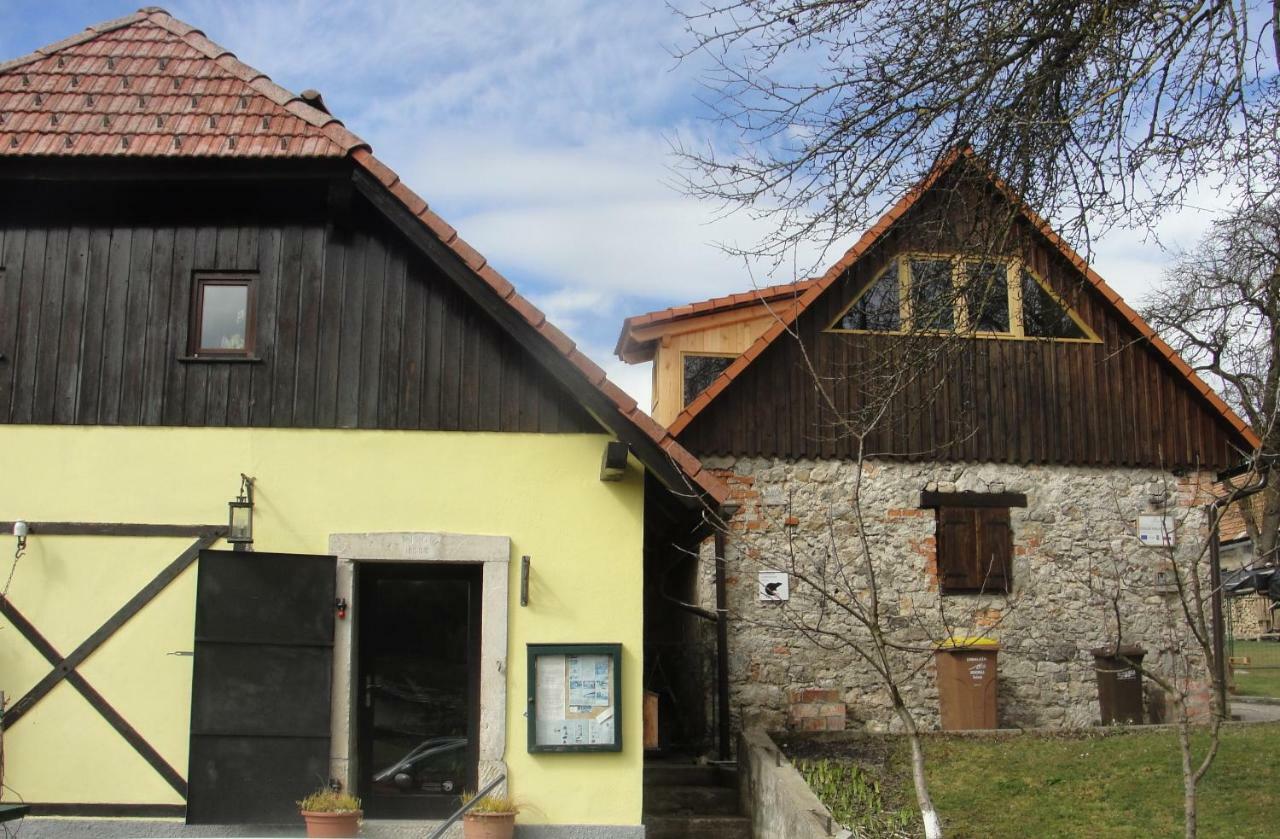Gostel Koprivnik Pri Kocevju, Kocevski Rog 外观 照片